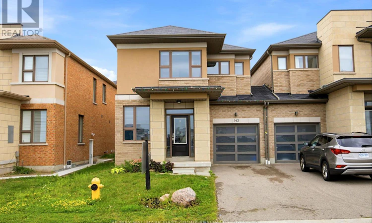 142 Vanier Street
