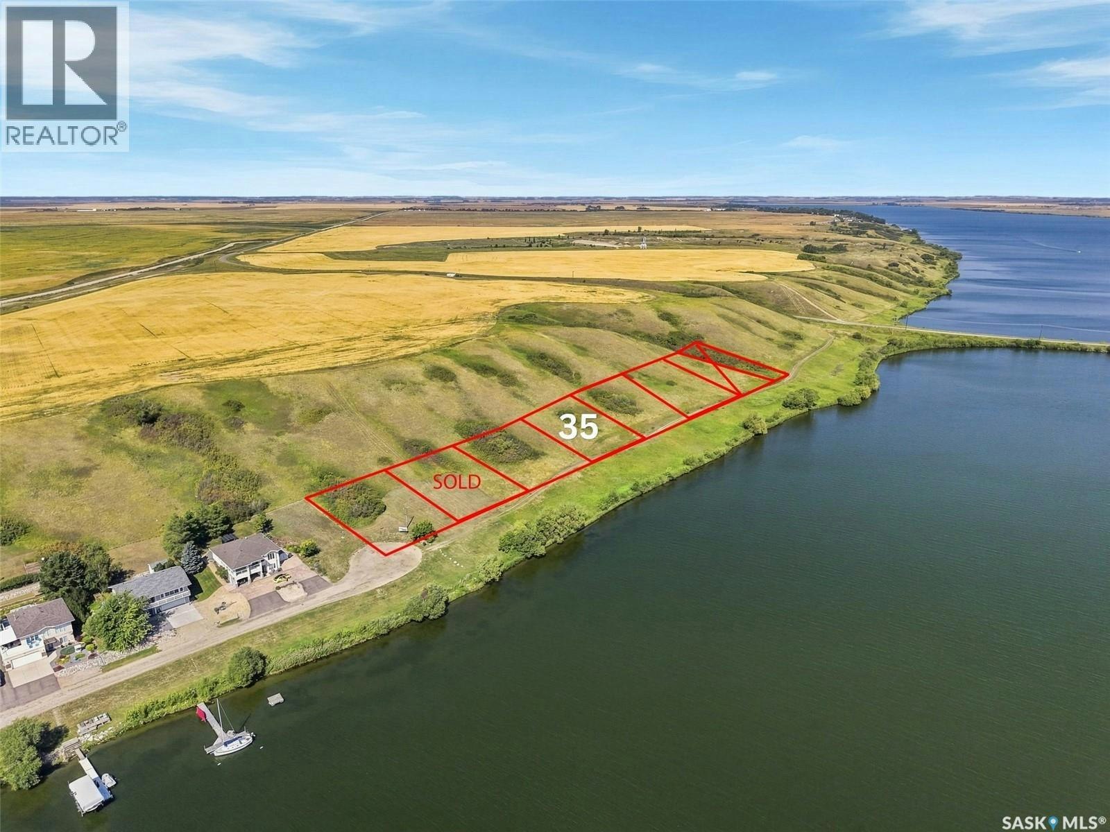 35 Pelican Passage, Blackstrap Thode, SK, S7C 0A4