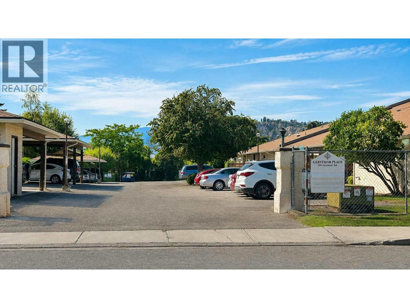 11-200 Gerstmar Road, Kelowna, BC, V1X 4A7