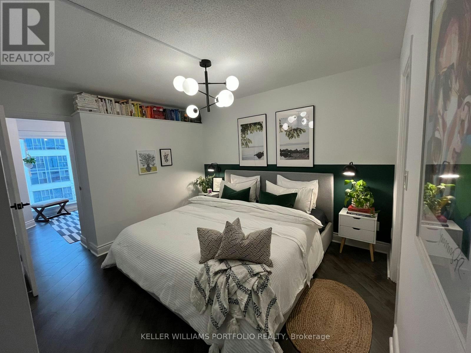 539-222 The Esplanade Street, Toronto, ON, M5A 4M8 - 4