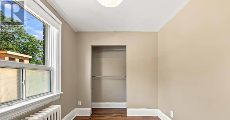 MAIN FLOOR-251 High Park Avenue, Toronto, ON, M6P 2S5 - 27