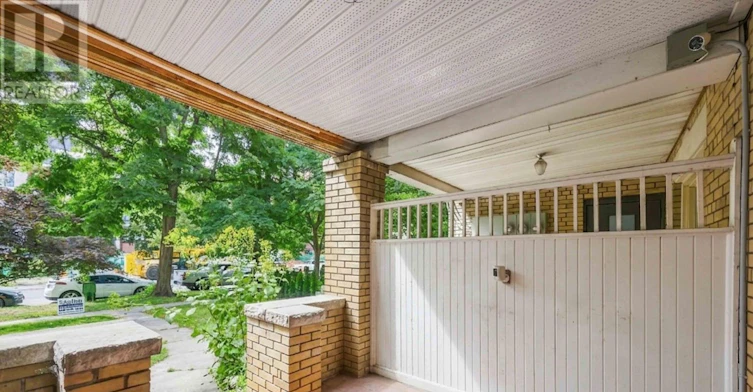 MAIN FLOOR-251 High Park Avenue, Toronto, ON, M6P 2S5 - 3