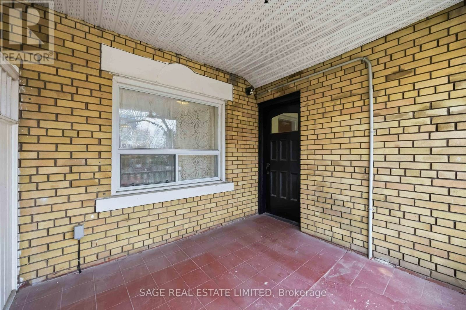 MAIN FLOOR-251 High Park Avenue, Toronto, ON, M6P 2S5 - 4