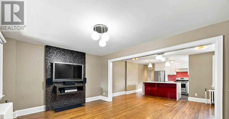 MAIN FLOOR-251 High Park Avenue, Toronto, ON, M6P 2S5 - 6