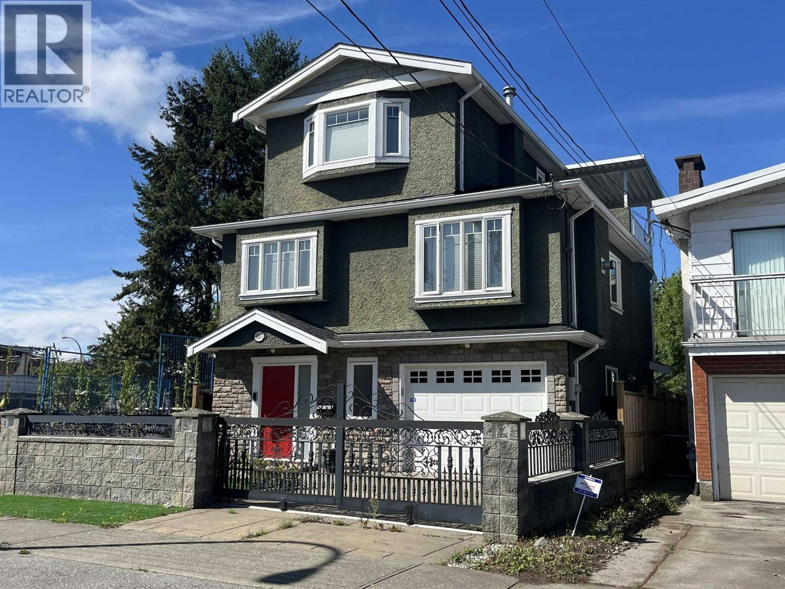 6167 Commercial Street, Vancouver, BC, V5P 3P2