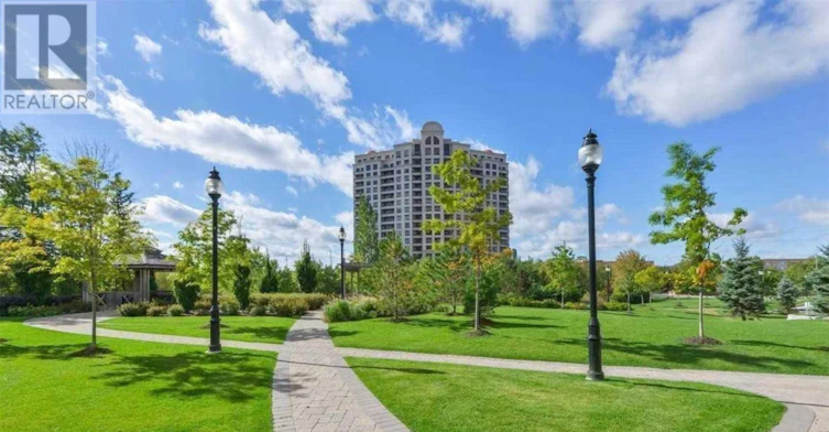 608-9235 Jane Street, Vaughan, ON, L6A 0J7 - 18
