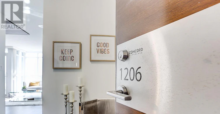 1206-15 Iceboat Terrace, Toronto, ON, M5V 4A5 - 3