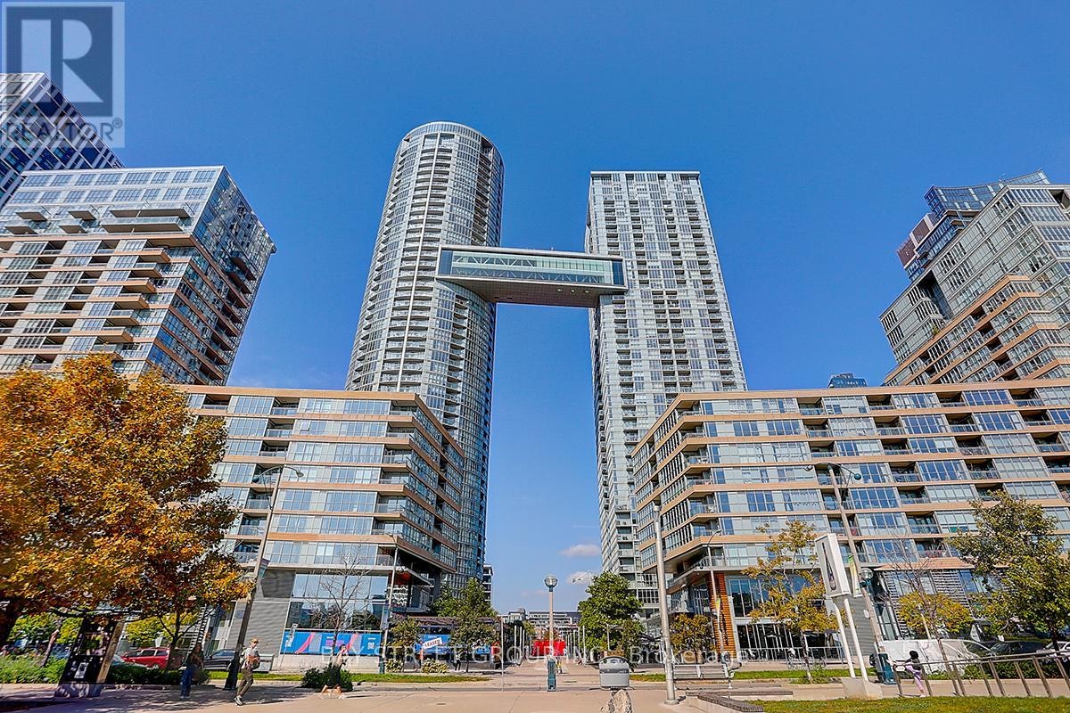 1206-15 Iceboat Terrace, Toronto, ON, M5V 4A5