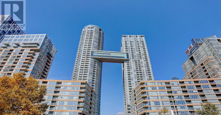 1206-15 Iceboat Terrace, Toronto, ON, M5V 4A5