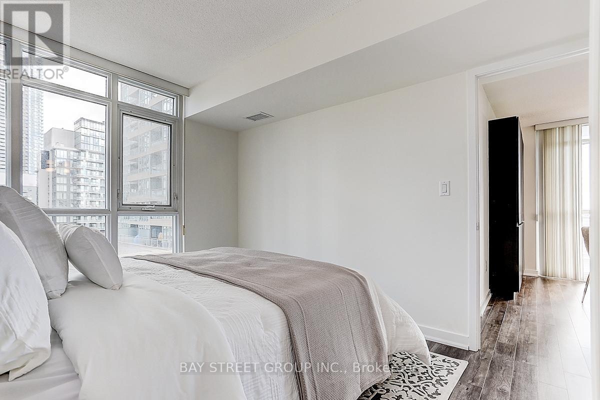 1206-15 Iceboat Terrace, Toronto, ON, M5V 4A5 - 16