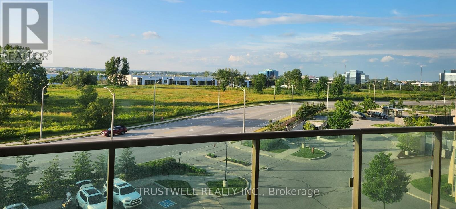 520-75 Norman Bethune Avenue, Richmond Hill, ON, L4B 0B6 - 10