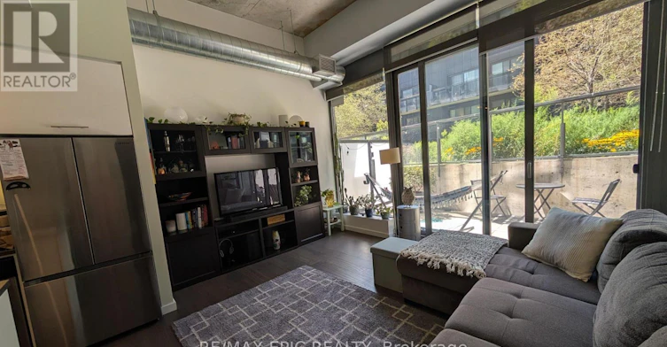 305-32 Trolley Crescent, Toronto, ON, M5A 0E9 - 7