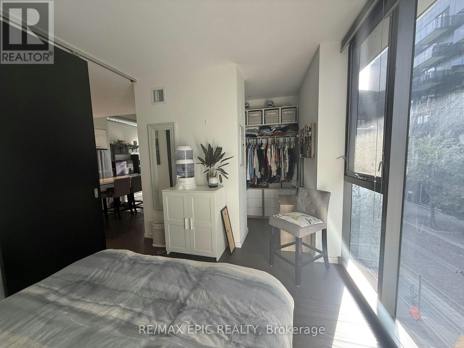 305-32 Trolley Crescent, Toronto, ON, M5A 0E9 - 13