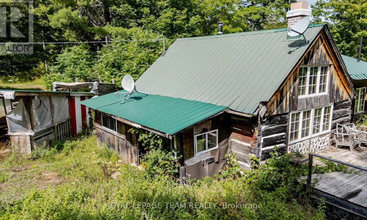 884 Concession 7 Road
