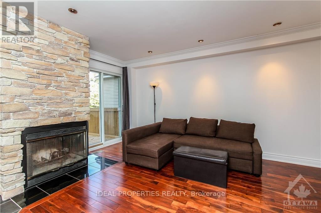 54 Thornbury Crescent, Ottawa, ON, K2G 6C4 - 5