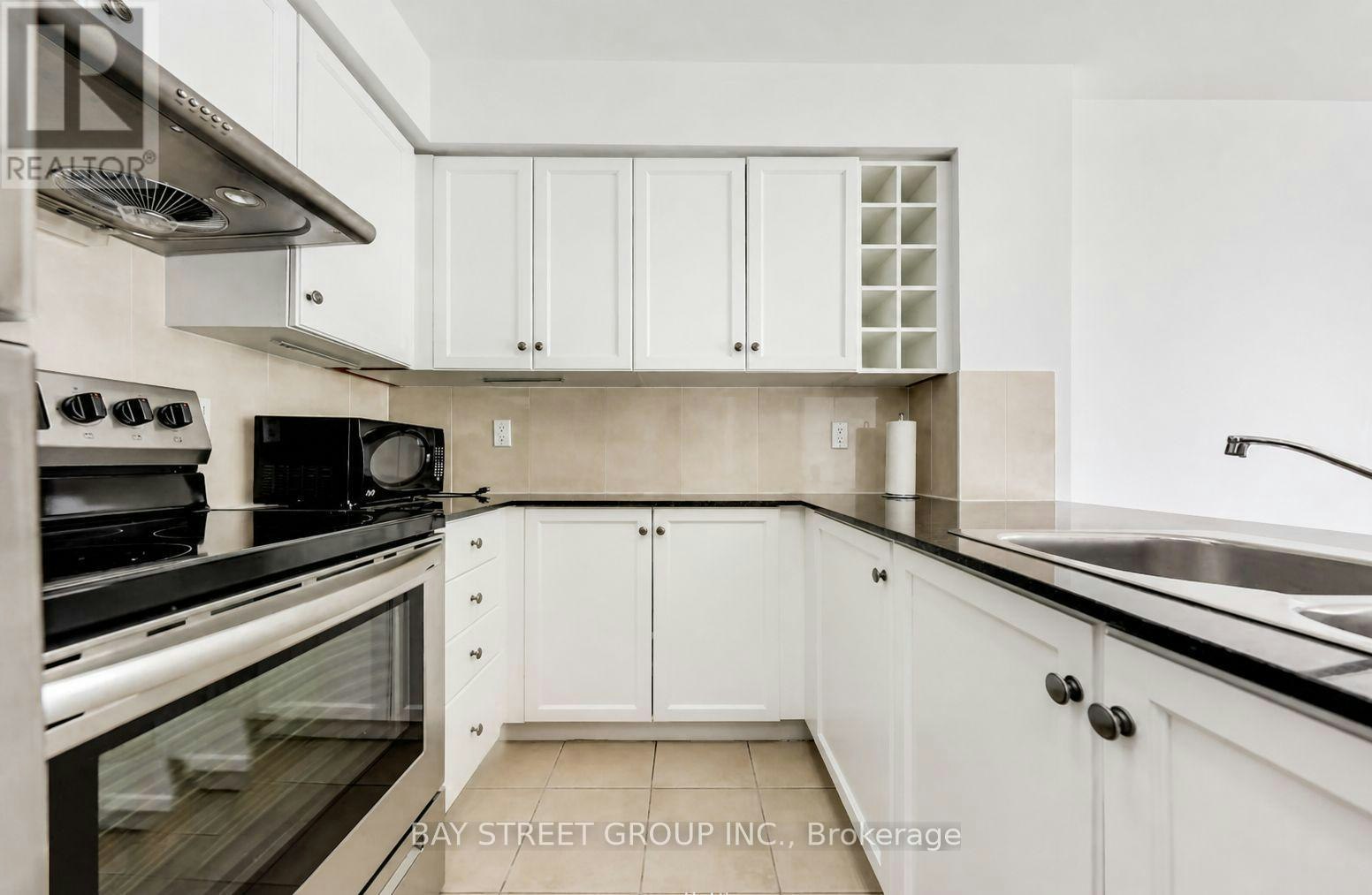 2006-210 Victoria Street, Toronto, ON, M5B 2R3 - 9
