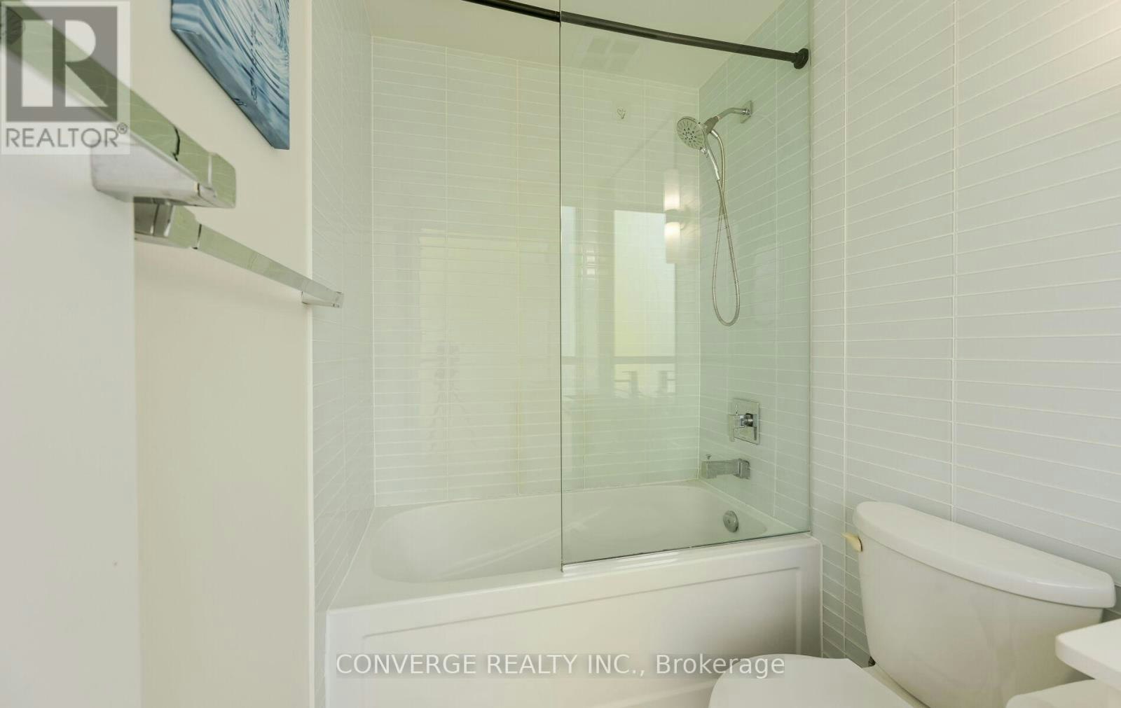 203-75 The Donway W, Toronto, ON, M3C 2E9 - 26