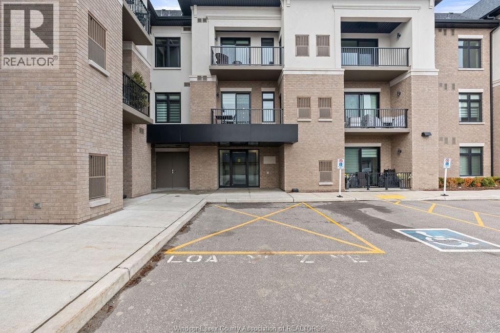 301-1855 Wyoming, Lasalle, ON, N9H 0N8