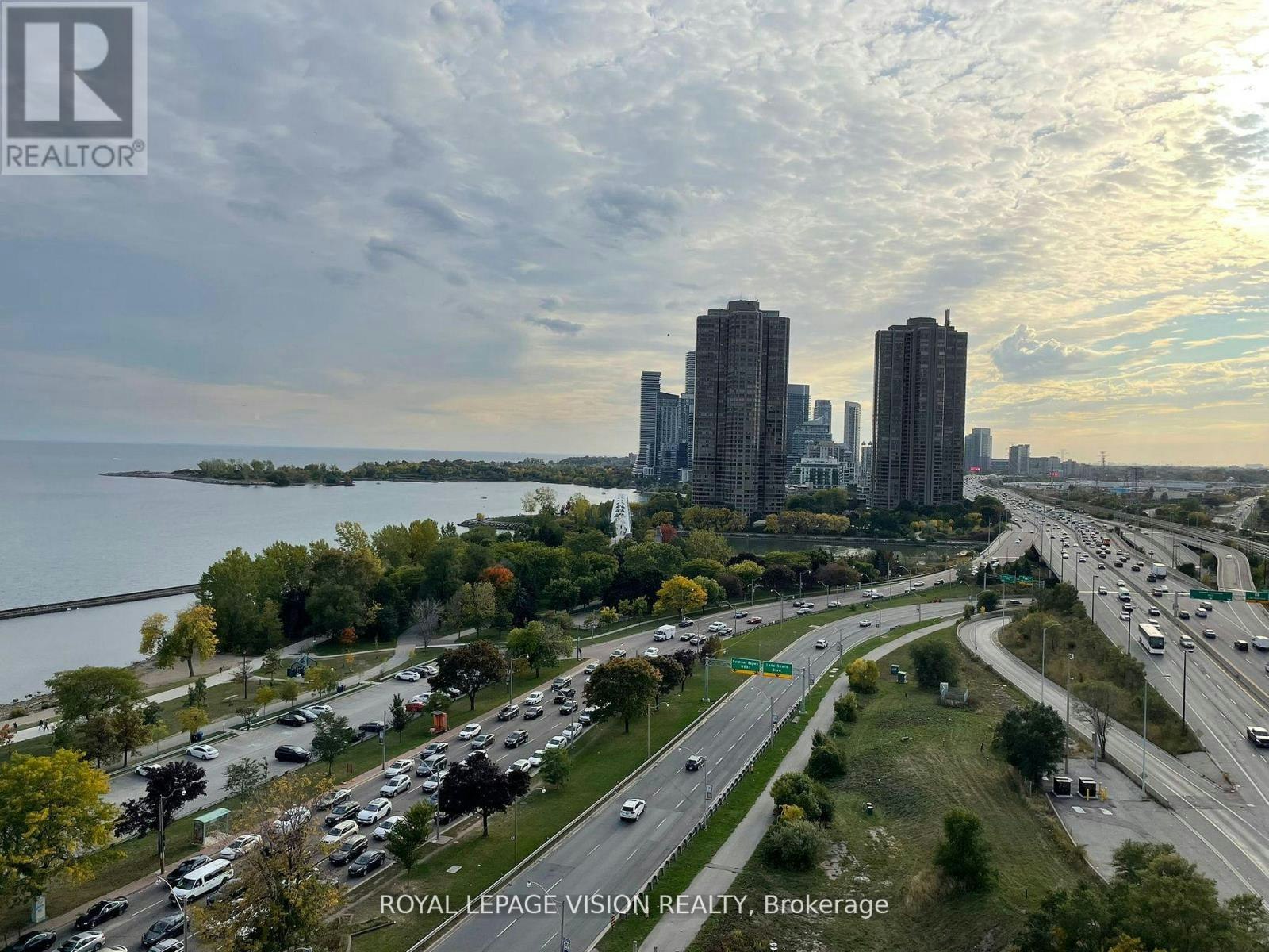 1715-1928 Lake Shore Boulevard W, Toronto, ON, M6S 0B1 - 8