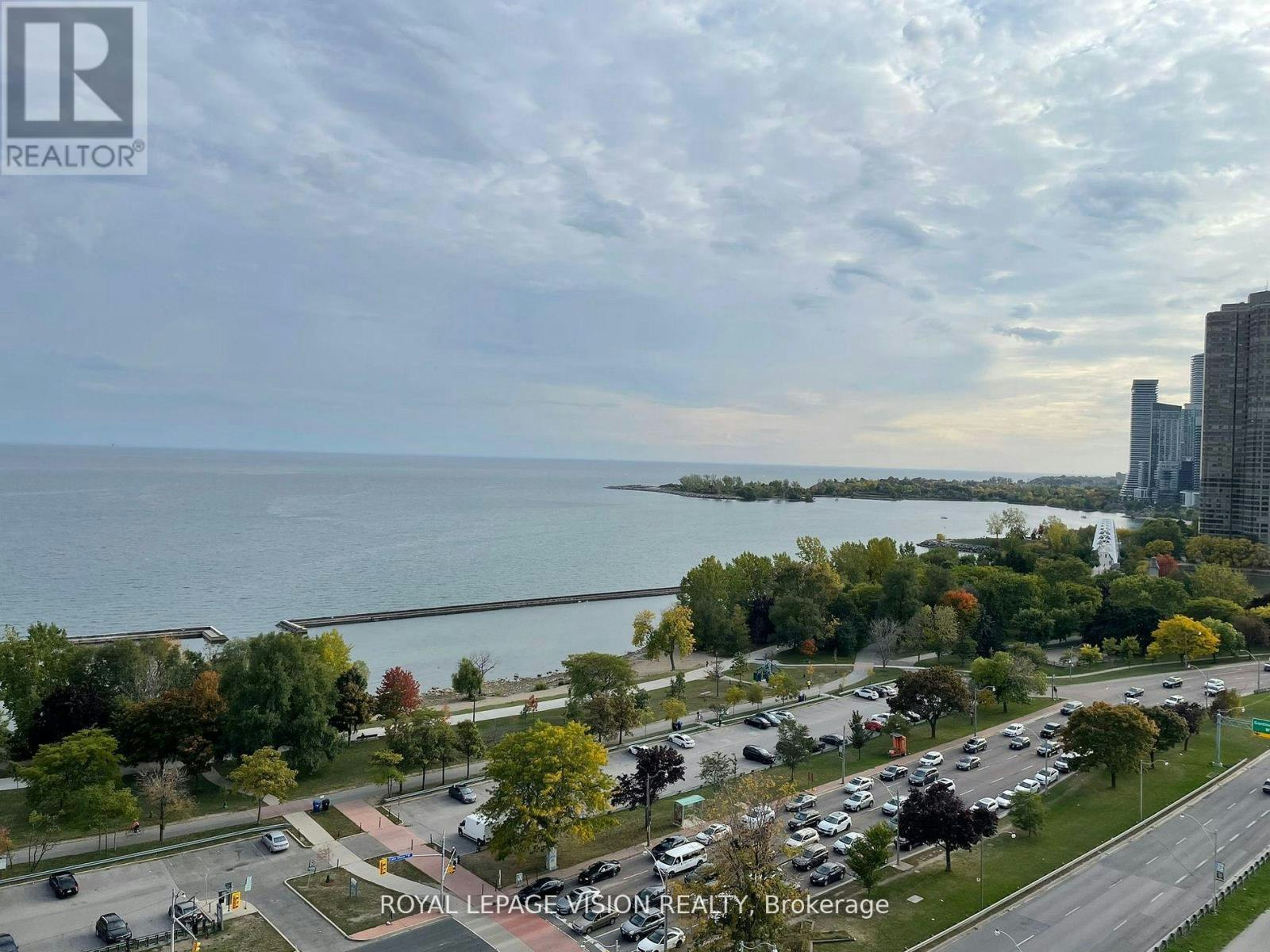 1715-1928 Lake Shore Boulevard W, Toronto, ON, M6S 0B1 - 6