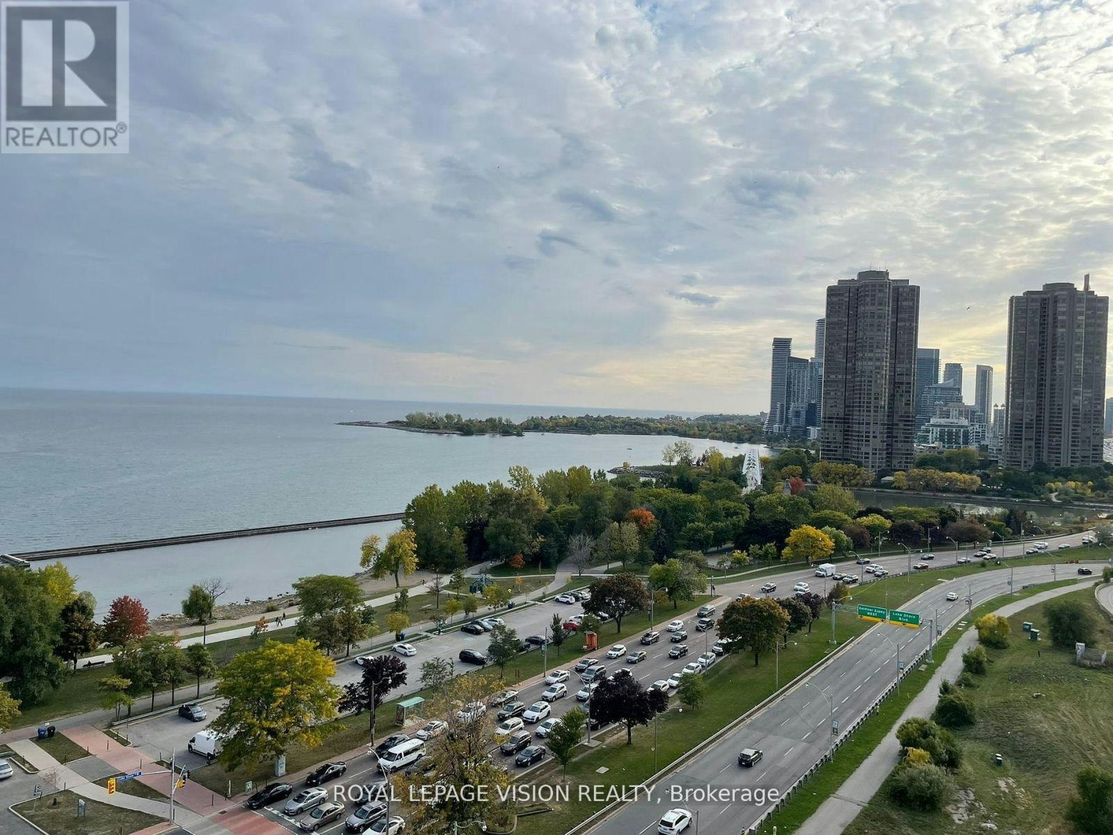 1715-1928 Lake Shore Boulevard W, Toronto, ON, M6S 0B1 - 9