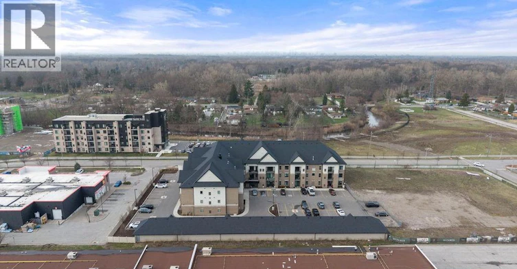 301-1855 Wyoming, Lasalle, ON, N9H 0N8 - 2