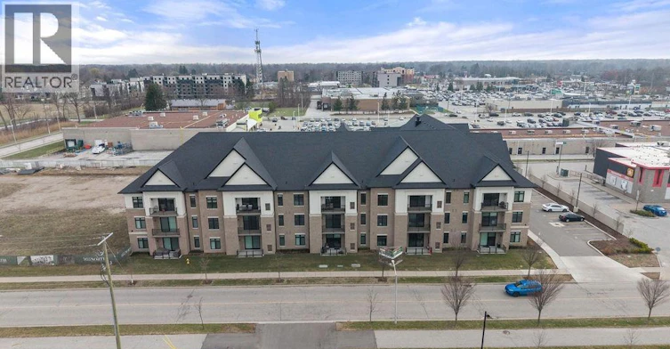 301-1855 Wyoming, Lasalle, ON, N9H 0N8 - 3