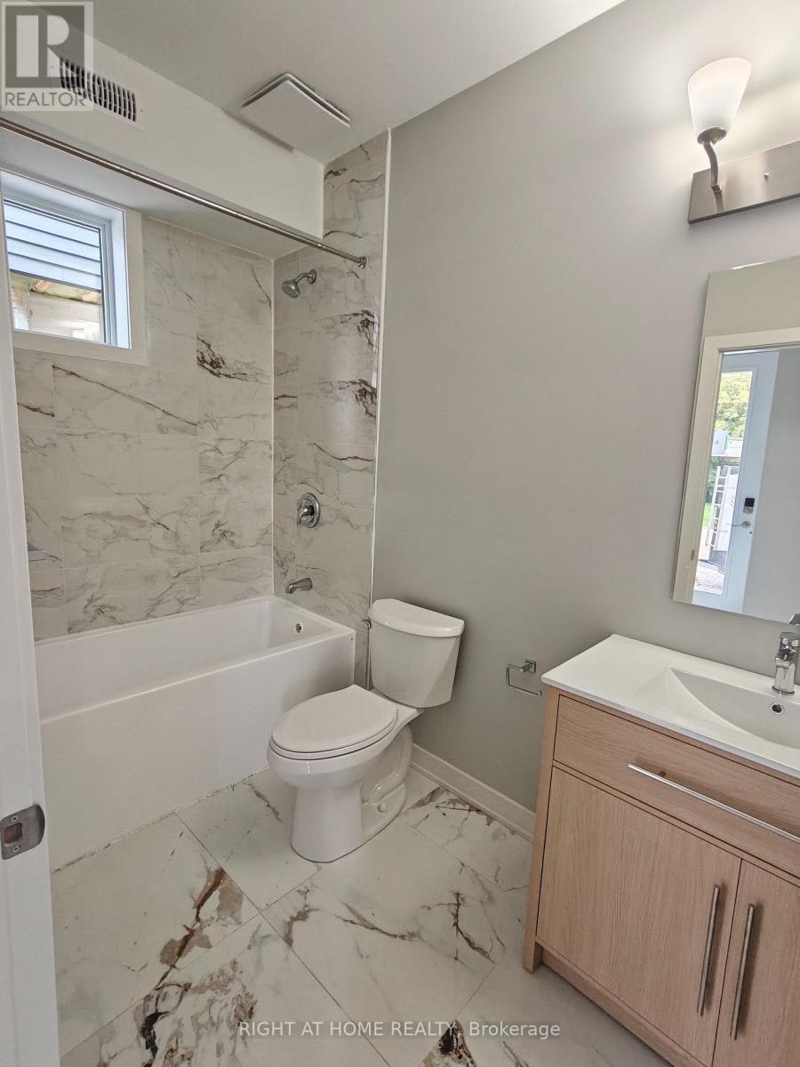A-1336 Thames Street, Ottawa, ON, K1Z 7N4 - 6