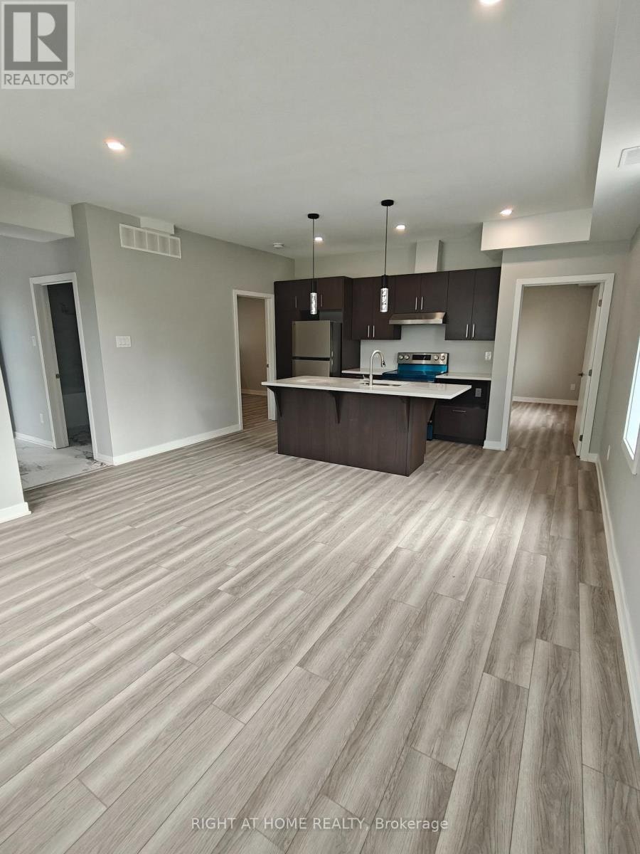 A-1336 Thames Street, Ottawa, ON, K1Z 7N4 - 4