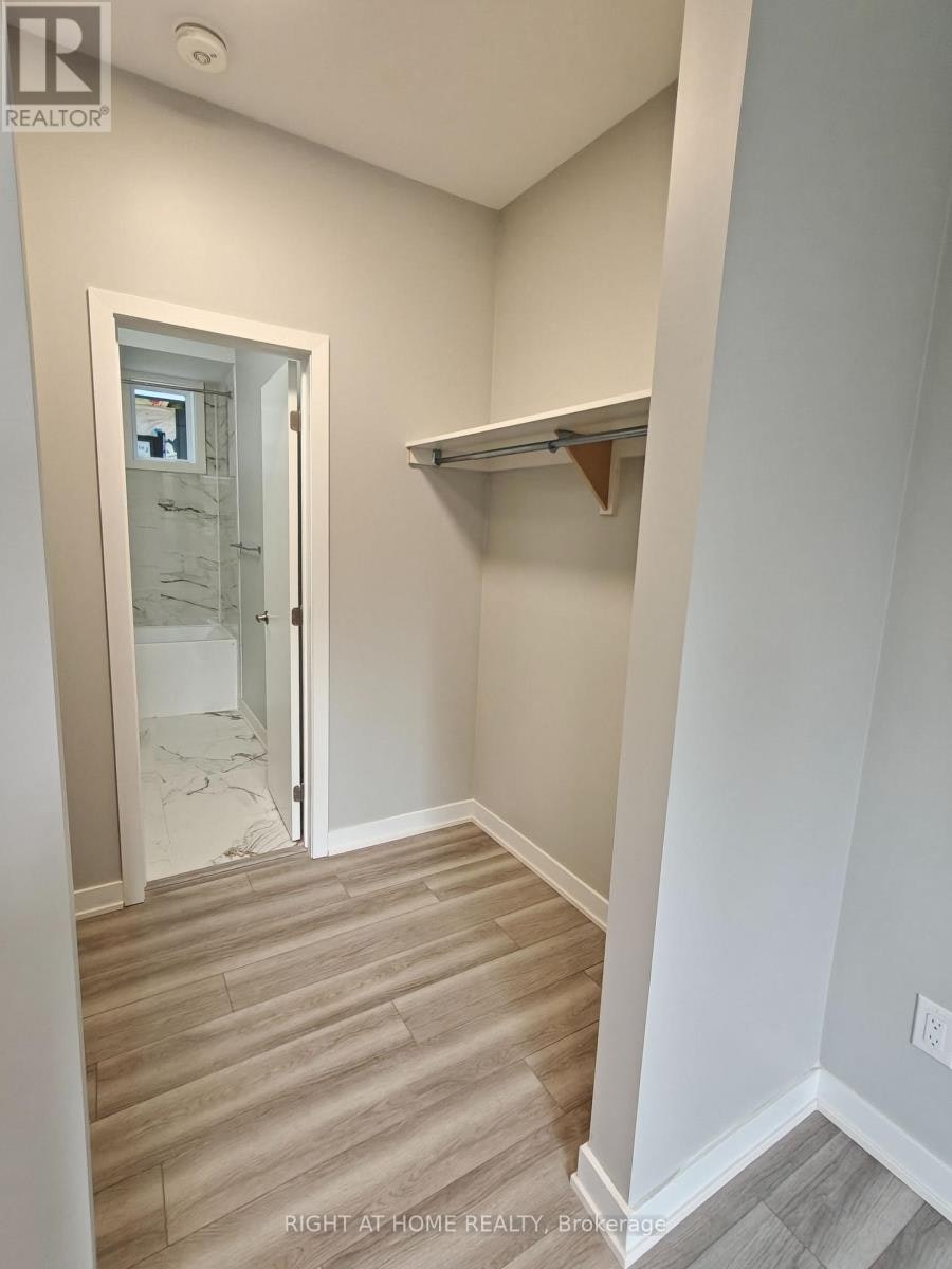 A-1336 Thames Street, Ottawa, ON, K1Z 7N4 - 11