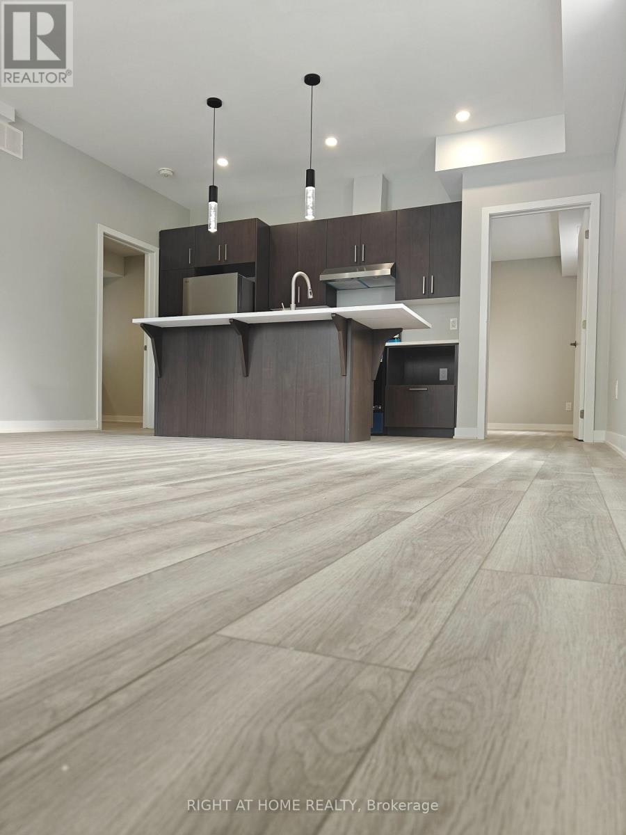 A-1336 Thames Street, Ottawa, ON, K1Z 7N4 - 3