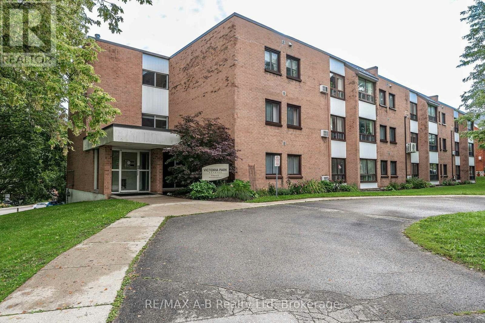 104-97 Huron Street, Stratford, ON, N5A 5S7