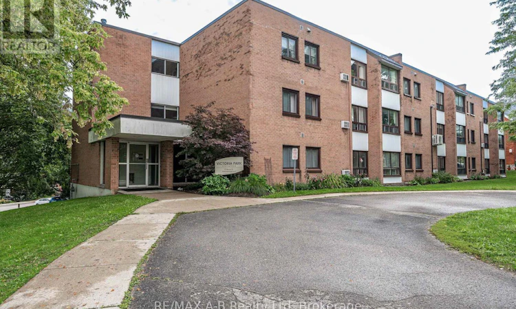 104-97 Huron Street