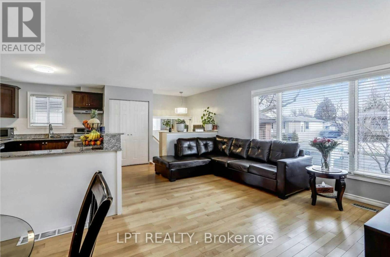 UPPER-451 Brigadoon Drive, Hamilton, ON, L9C 6C8 - 7