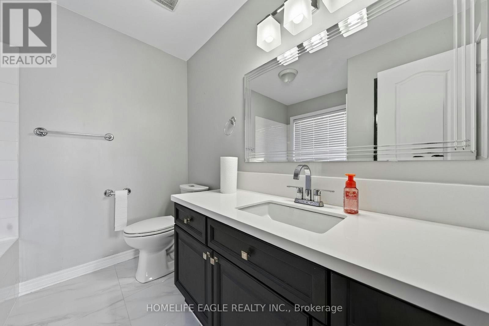 12 Kensington Trail, Barrie, ON, L4N 0K5 - 12