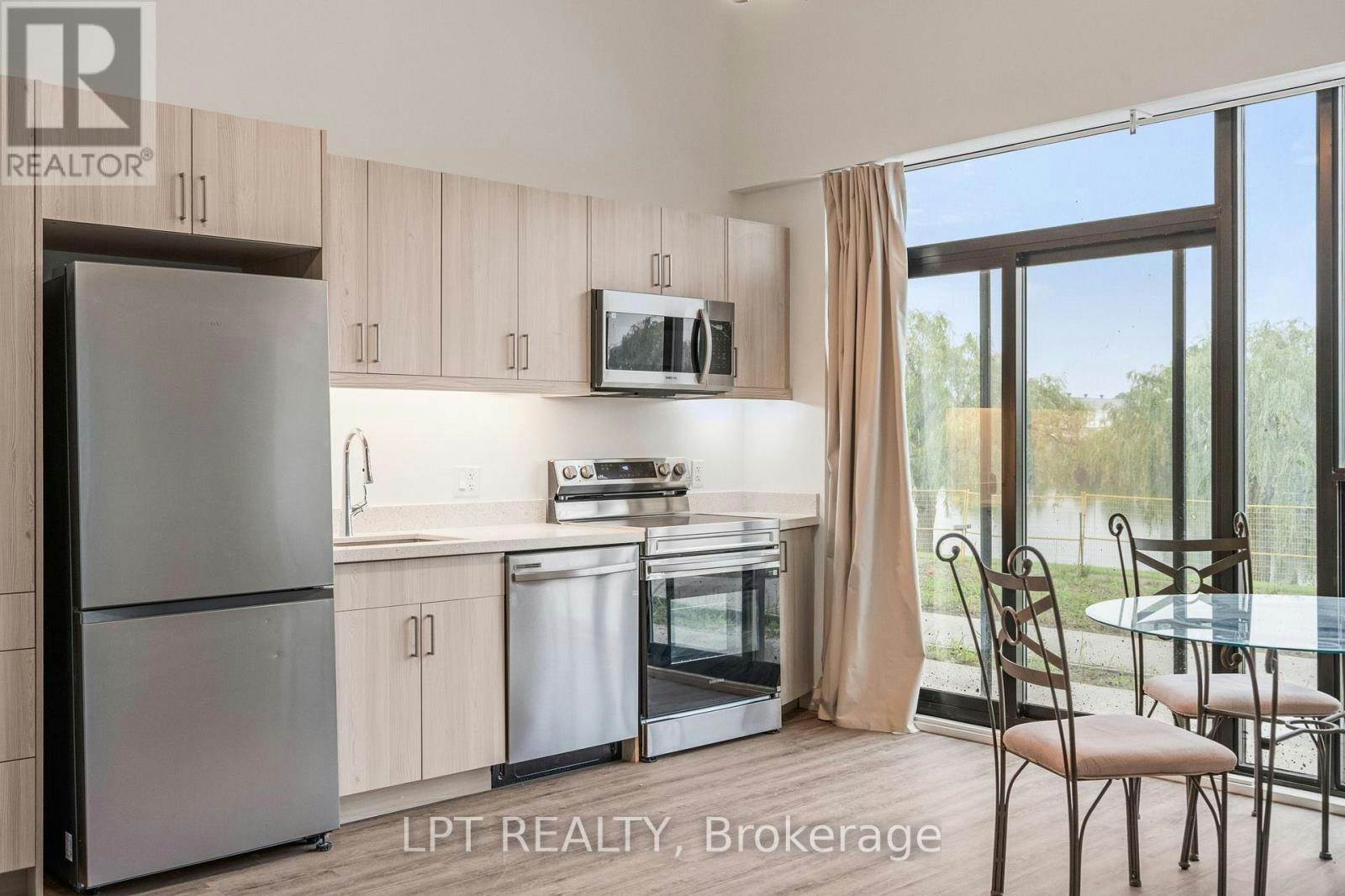 116-350 Prince Charles Drive S, Welland, ON, L3C 7B3 - 2