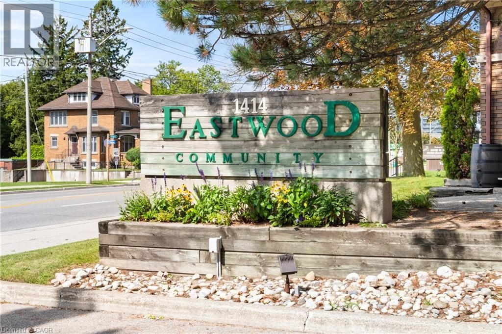 207-1414 King Street E, Kitchener, ON, N2G 4T8