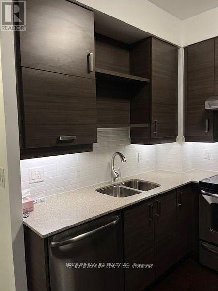 730-8228 Birchmount Road, Markham, ON, L3R 1A6 - 4