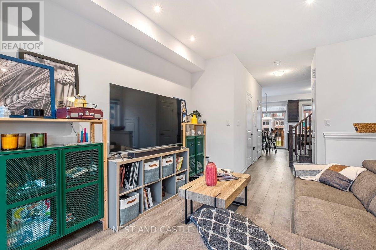 96-61 Soho Street, Hamilton, ON, L8J 0M6 - 3