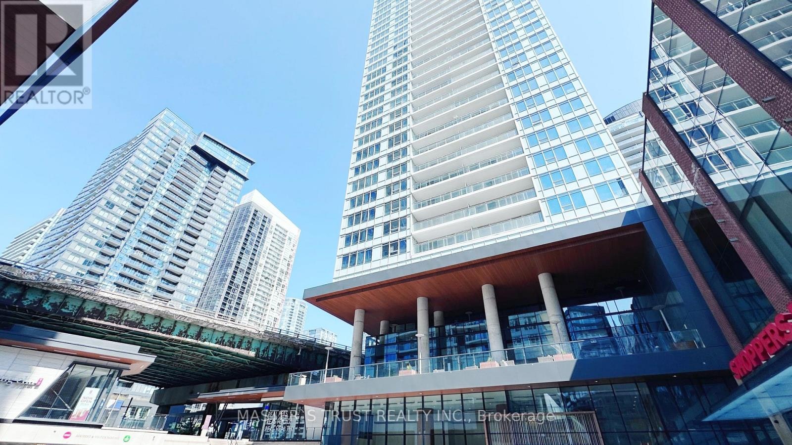 1715-17 Bathurst Street, Toronto, ON, M5V 0N1