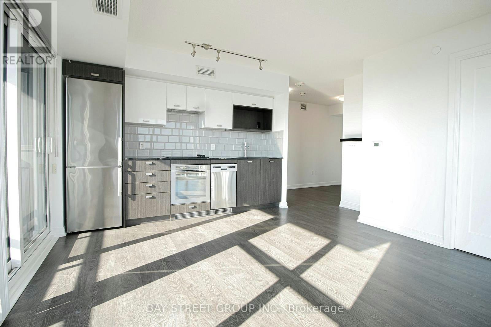 2123-275 Village Green Square, Toronto, ON, M1S 0L8 - 6
