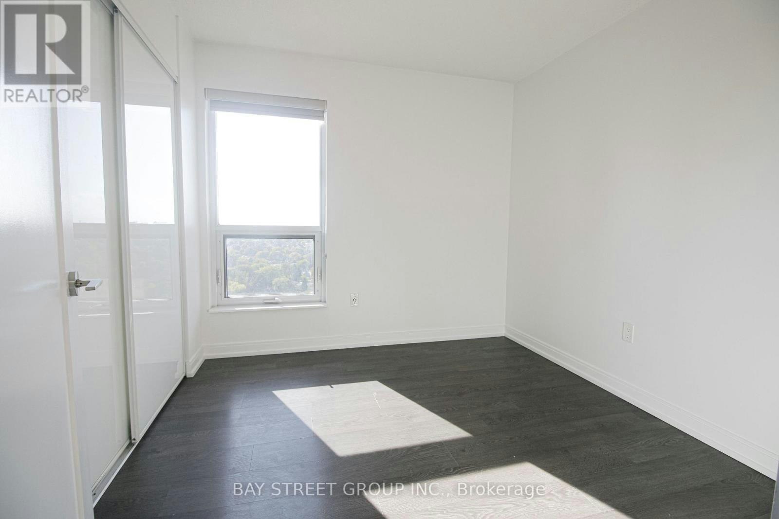 2123-275 Village Green Square, Toronto, ON, M1S 0L8 - 17