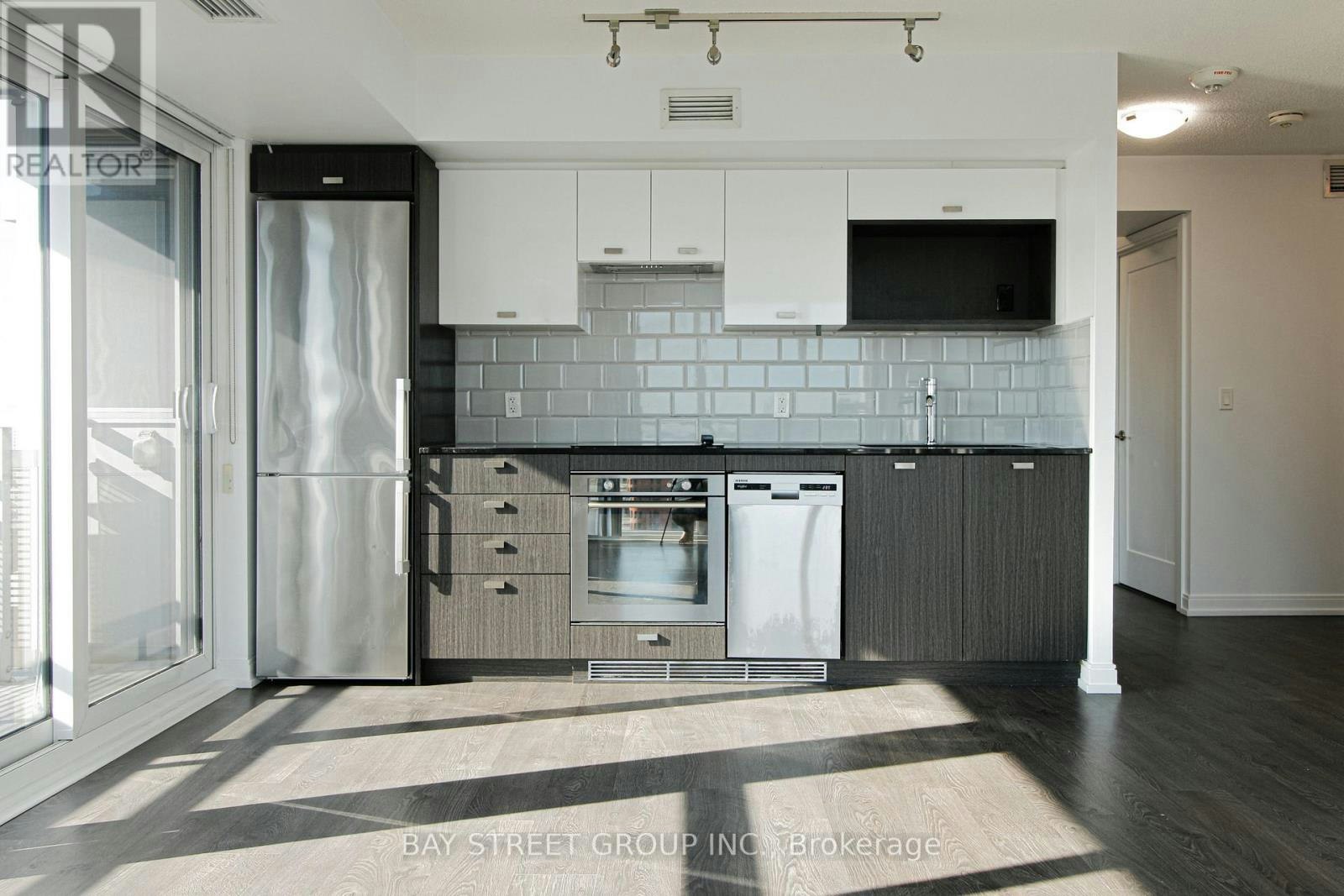 2123-275 Village Green Square, Toronto, ON, M1S 0L8 - 8