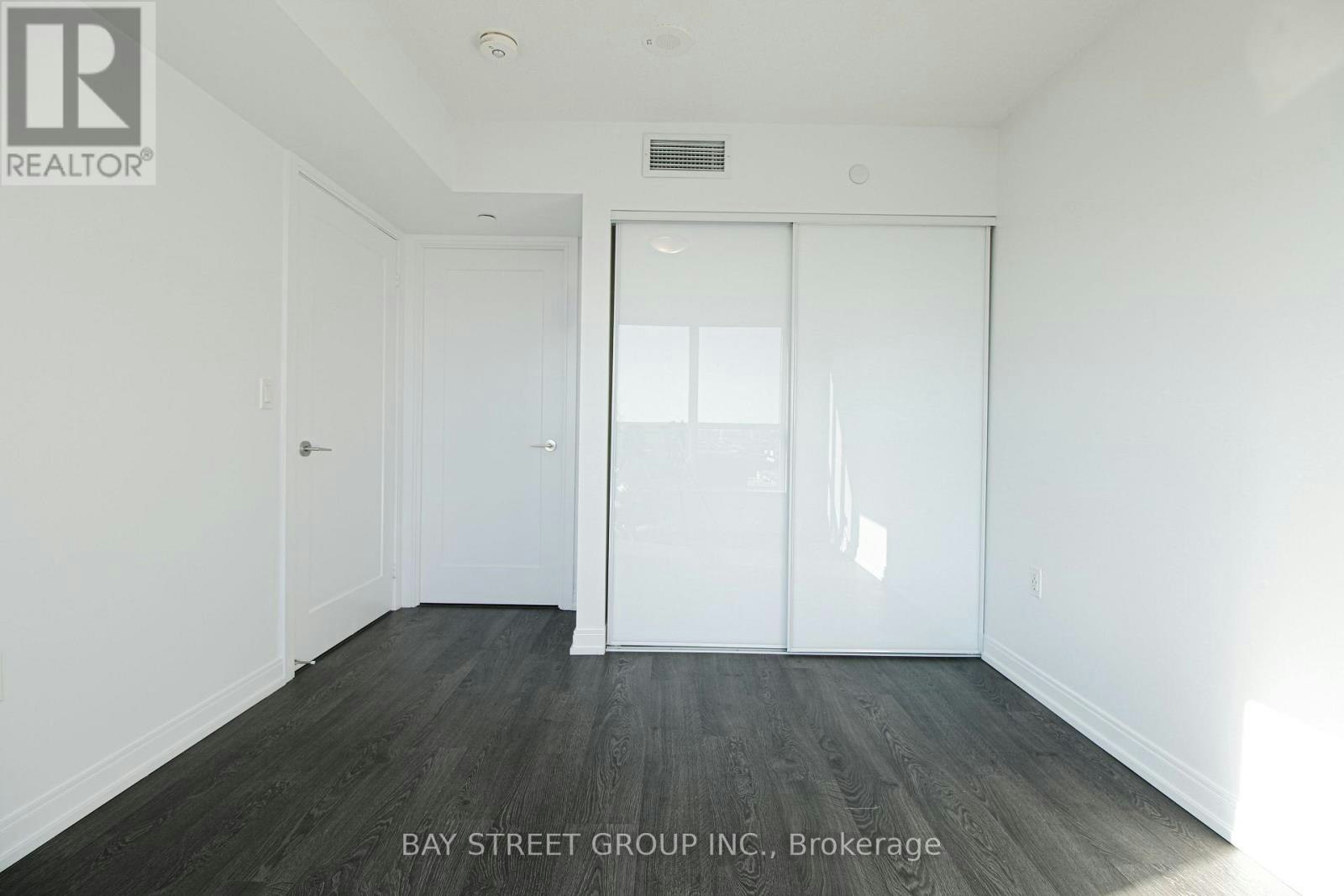 2123-275 Village Green Square, Toronto, ON, M1S 0L8 - 14
