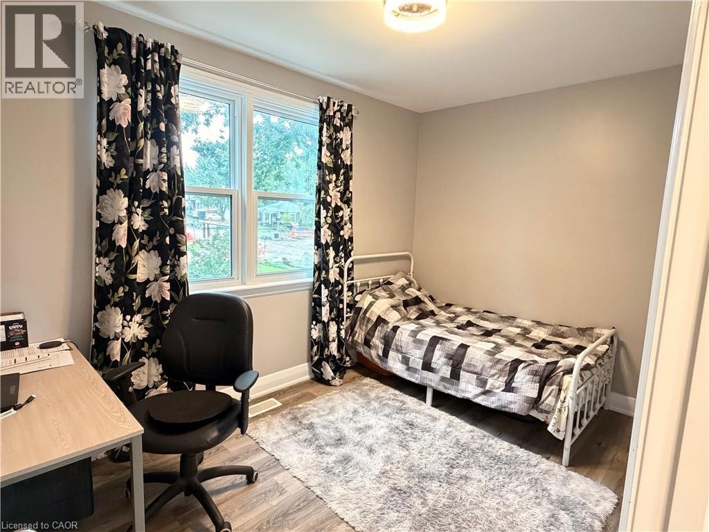 1-318 Dolph Street S, Cambridge, ON, N3H 2C2 - 13