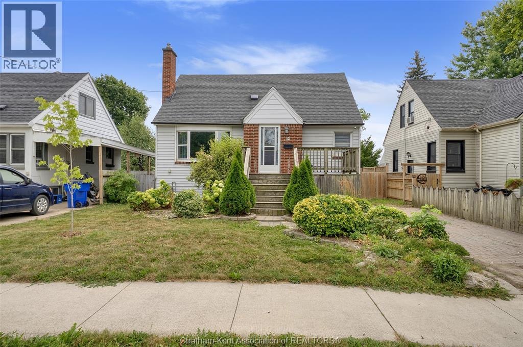 12 Mckinnon Drive, Chatham-Kent, ON, N7M 1B4