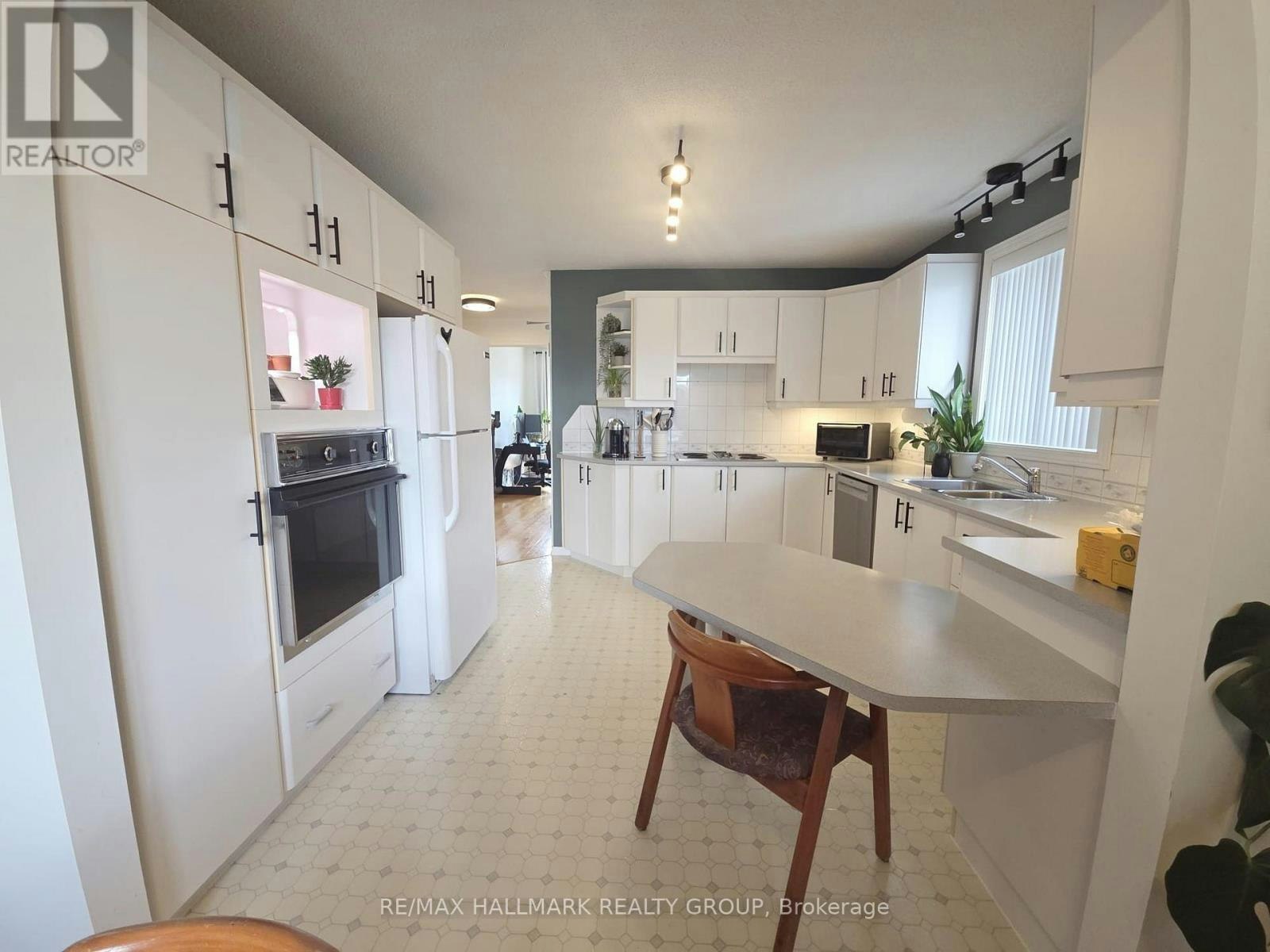 MAIN-677 Principale Street W, Casselman, ON, K0A 1M0 - 2