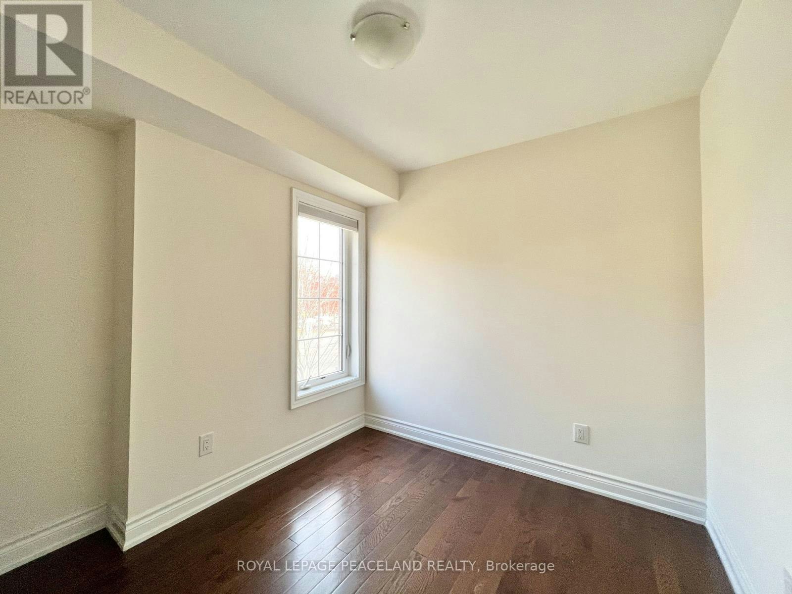 82 Hargrave Lane, Toronto, ON, M4N 0A4 - 8