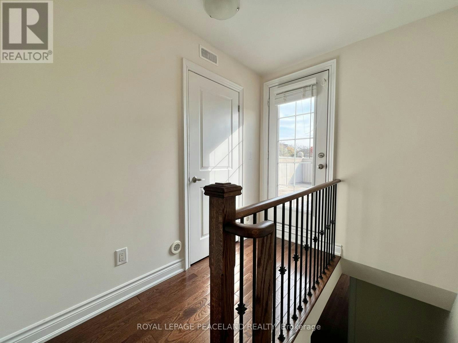 82 Hargrave Lane, Toronto, ON, M4N 0A4 - 18