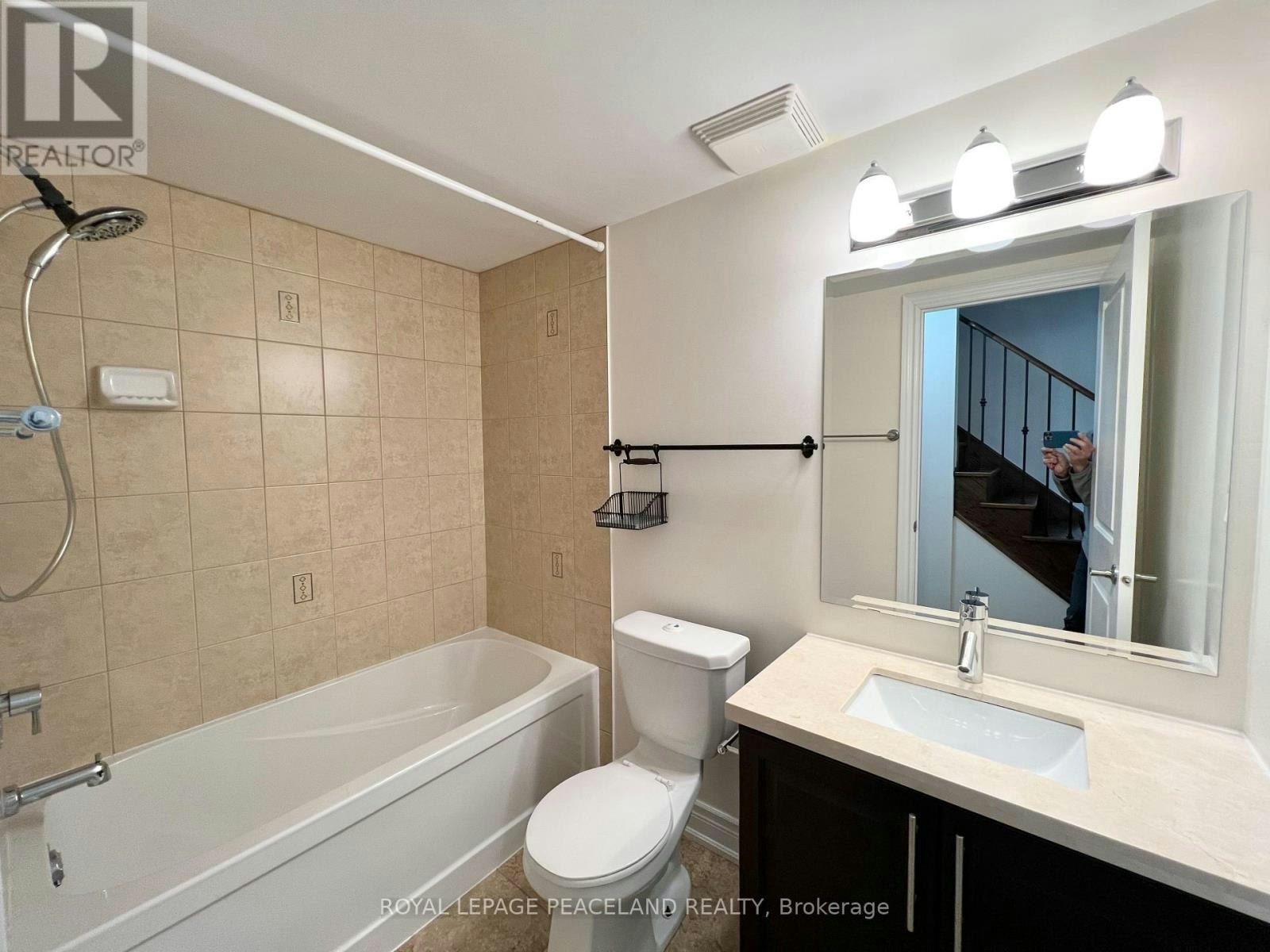 82 Hargrave Lane, Toronto, ON, M4N 0A4 - 10